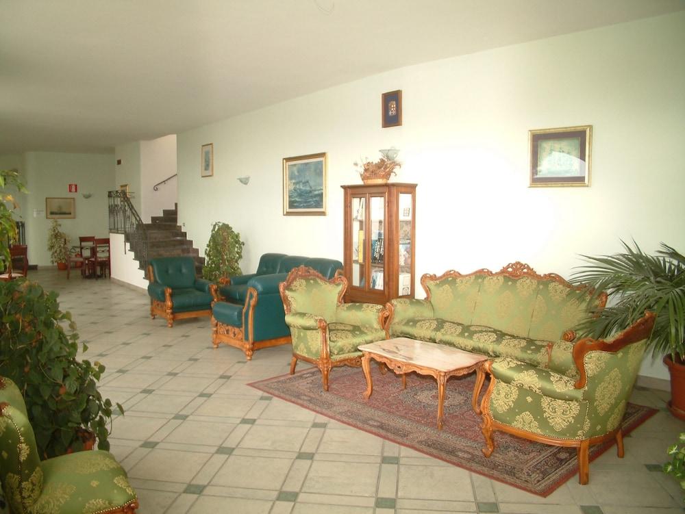 Hotel La Ginestra Forio  Luaran gambar